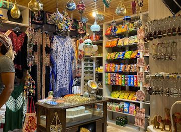 jordan/petra/shop/murad-mini-market