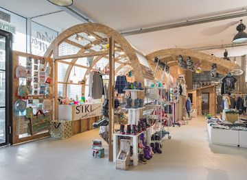 netherlands/eindhoven/shop/urban-shopper-shopping-centre