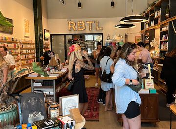 texas/plano/shop/read-between-the-lines