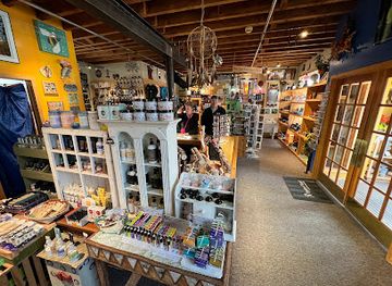 minnesota/lake-superior/shop/watersedge-trading-co