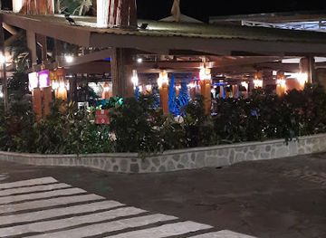 costa-rica/arenal-volcano-area/shop/britt-shop-baldi