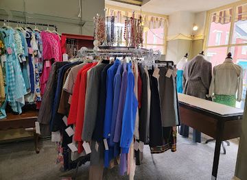 virginia/staunton/shop/juniper-lane-vintage-boutique-bridal-salon