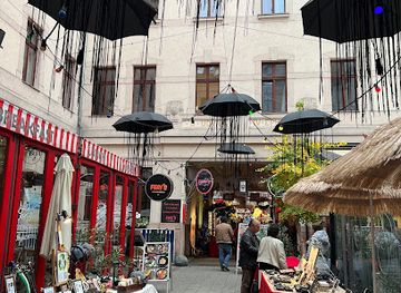 hungary/ferto-region/shop/gozsdu-weekend-market