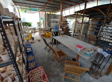 indonesia/yogyakarta/shop/kaloka-pottery