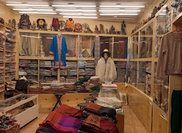 pakistan/ladakh/shop/evergreen-arts-emporium