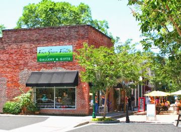 south-carolina/summerville/shop/four-green-fields-gifts