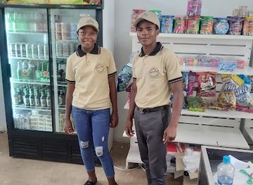 zambia/kafue-national-park/shop/sugarloaf-countryside-centre