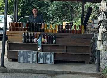 bosnia-and-herzegovina/sutjeska-national-park/shop/al-bosna-wal-hersak