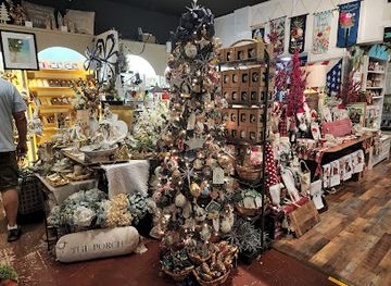 mississippi/biloxi/shop/poppy-s-gift-shop