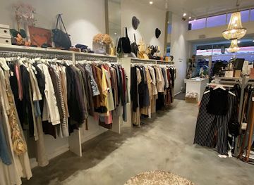 new-zealand/hamilton/shop/sisters-on-london