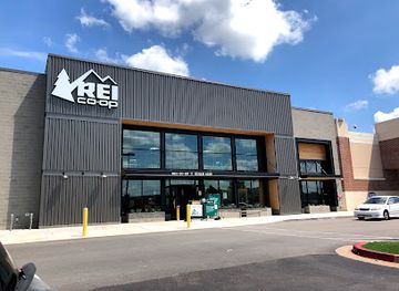 oklahoma/lake-and-trail-country/shop/rei