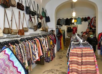 italy/bari/shop/urban-cose-da-vestire