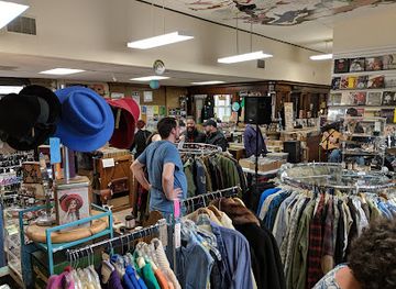 illinois/champaign/shop/exile-on-main-street