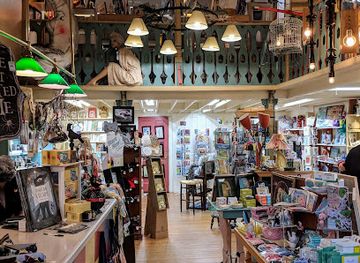 iowa/effigy-mounds-national-monument/shop/paper-moon