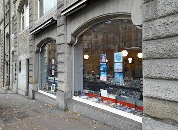 switzerland/zurich/shop/katalog-record-warehouse