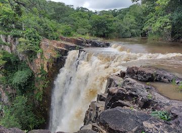 zambia/kalambo-falls-area/shop/kalambo-falls