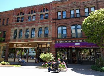 canada/charlottetown/shop/victoria-row
