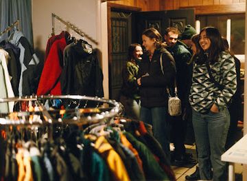 utah/logan/shop/naomi-market