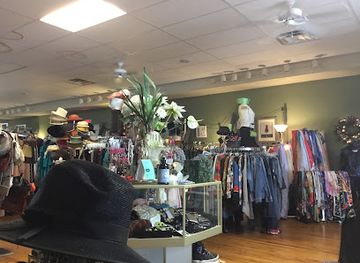 virginia/grayson-highlands-state-park/shop/downtown-resale-boutique