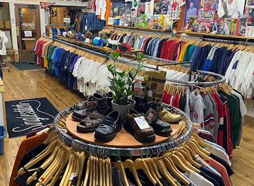 wisconsin/madison/shop/singlestitch-madison