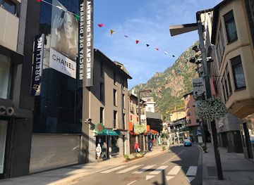 andorra/grandvalira/shop/mercat-del-diamant