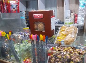 pakistan/abbottabad/shop/mamu-tuck-shop