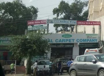 india/agra/shop/mughal-carpet-company