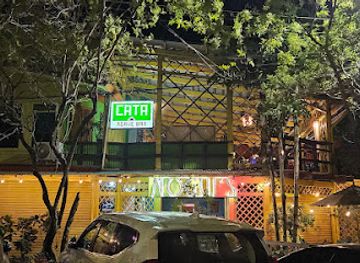 costa-rica/tamarindo/shop/el-gran-caleb-exotic-wood-souvenirs