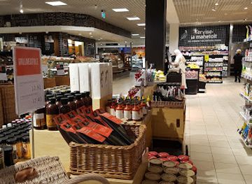 estonia/tartu-county/shop/tartu-kaubamaja-toidumaailm