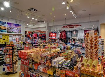 canada/montreal/quartier-des-spectacles/shop/souvenirs-mag