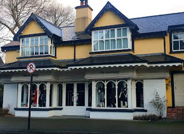 ireland/the-kerry-way/shop/the-boutique-by-quills