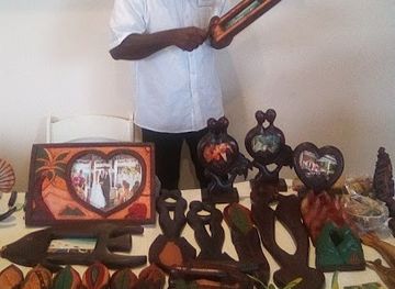 saint-lucia/laborie/shop/r-n-r-divine-hands