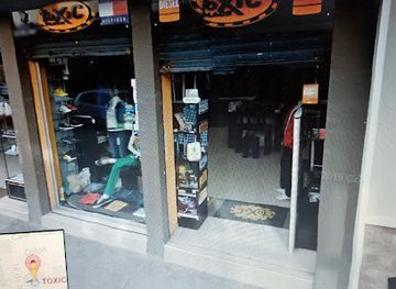 ecuador/loja/shop/toxic-place-boutique