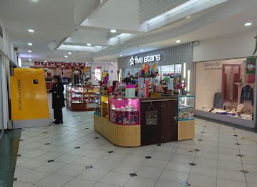 ecuador/northwest-coast/shop/multicentro-shopping-center