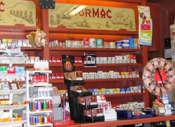 switzerland/davos/shop/tabac-souvenir-shop-inhaber-remo-gross