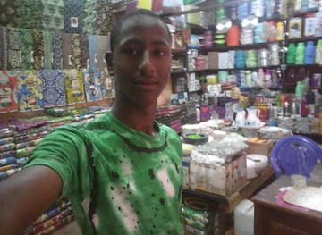 central-african-republic/mambere-kadei/shop/marche-central