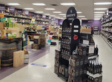 new-york/poughkeepsie/shop/hudson-plaza