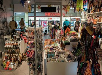 poland/warsaw/praga/shop/radhashop