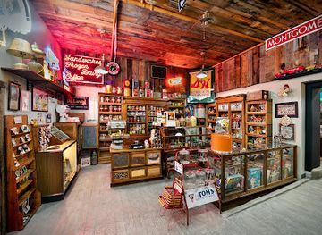 wyoming/gillette/shop/frontier-auto-museum-cafe