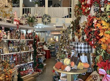 california/pasadena/south-lake-avenue/shop/the-bee-cottage