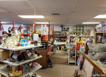 washington/yakima/shop/hidden-treasures-thrift-store-and-estate-sale-services
