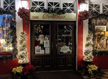 alabama/fairhope/shop/christmas-round-the-corner