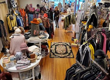 maryland/frederick/shop/molly-s-meanderings