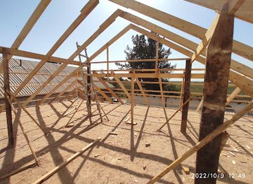 uzbekistan/teshik-kul-lake/shop/iqbol-market