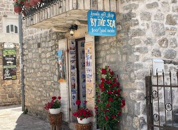 montenegro/budva-riviera/shop/family-hand-made-gift-shop-by-the-sea