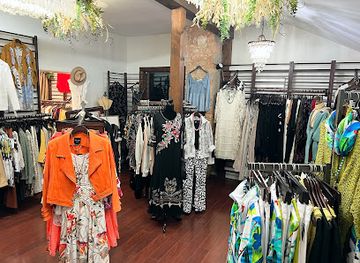 Luxe Designs~A Lifestyle Boutique