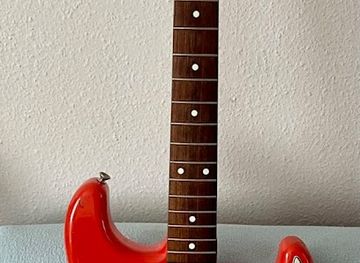 hungary/szeged/tiszaliget/shop/vintageguitars-hungary