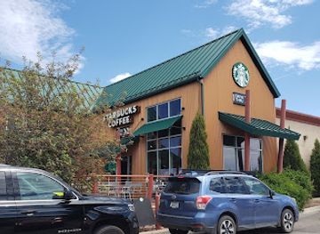 Holiday Village Mall