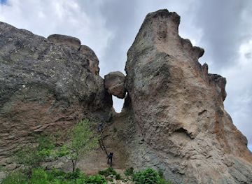 bulgaria/rhodope-mountains/shop/karadzhov-kamak