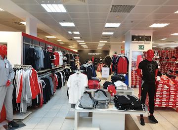 romania/bucegi-mountains/shop/puma-store-busteni